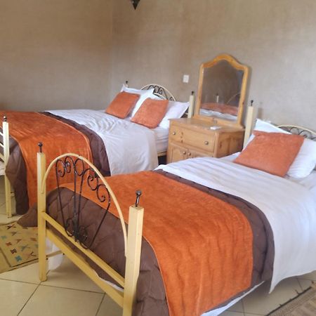 Hotel Riad Le Petit Prince Мерцуга Стая снимка