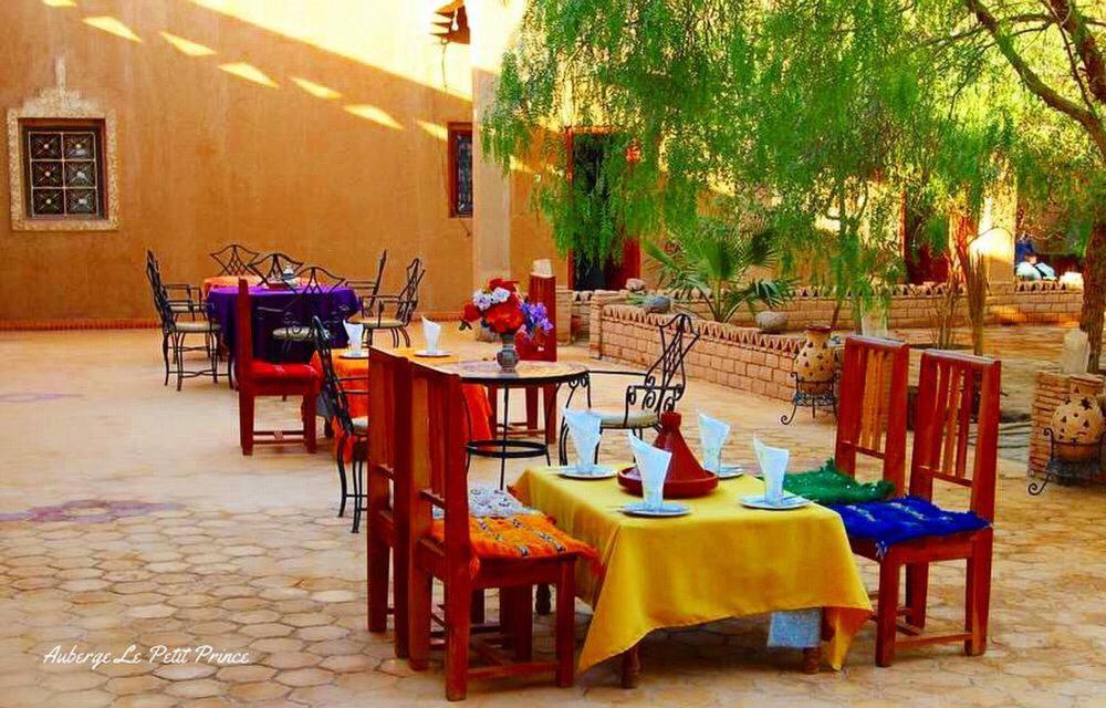 Hotel Riad Le Petit Prince Мерцуга Екстериор снимка